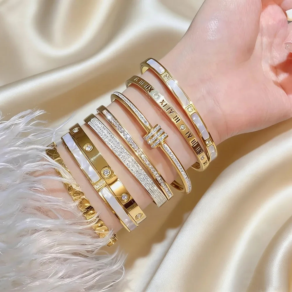 Luxury Gold Plated Stainless Steel Bangle Bracelet for Women Fashion Jewelry Accessory Mother's Day Gift ﻿