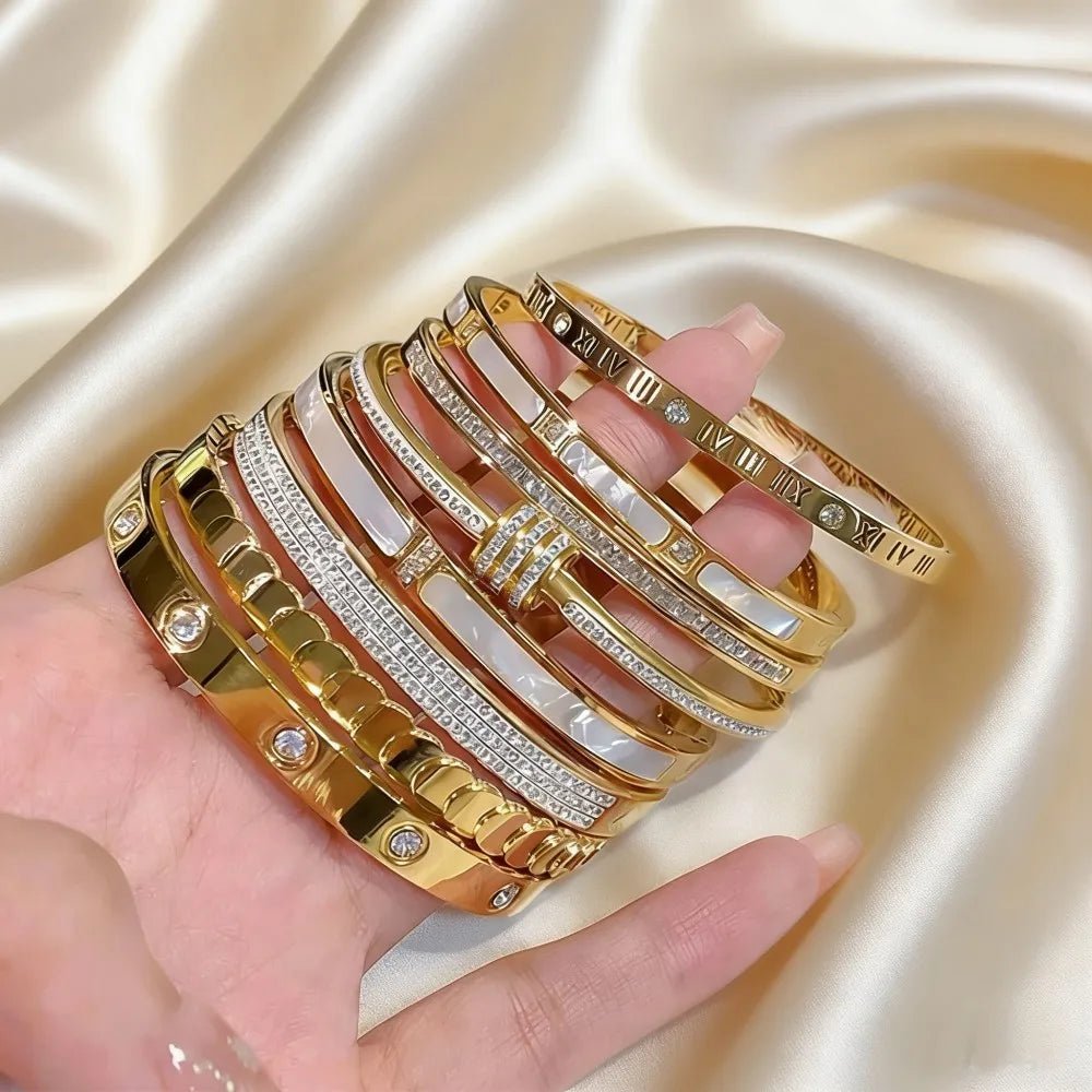 Luxury Gold Plated Stainless Steel Bangle Bracelet for Women Fashion Jewelry Accessory Mother's Day Gift ﻿