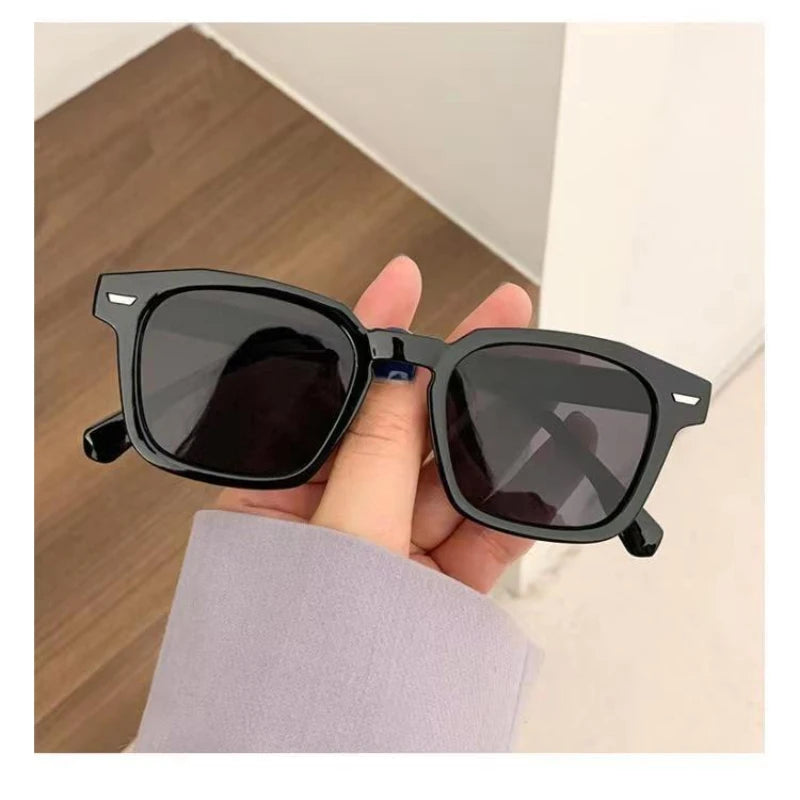 Fashion Sunglasses Classic Retro Square Glasses Women Brand Vintage Travel  Rectangle Sun Glasses Female Eyewear Anti-Glare ﻿